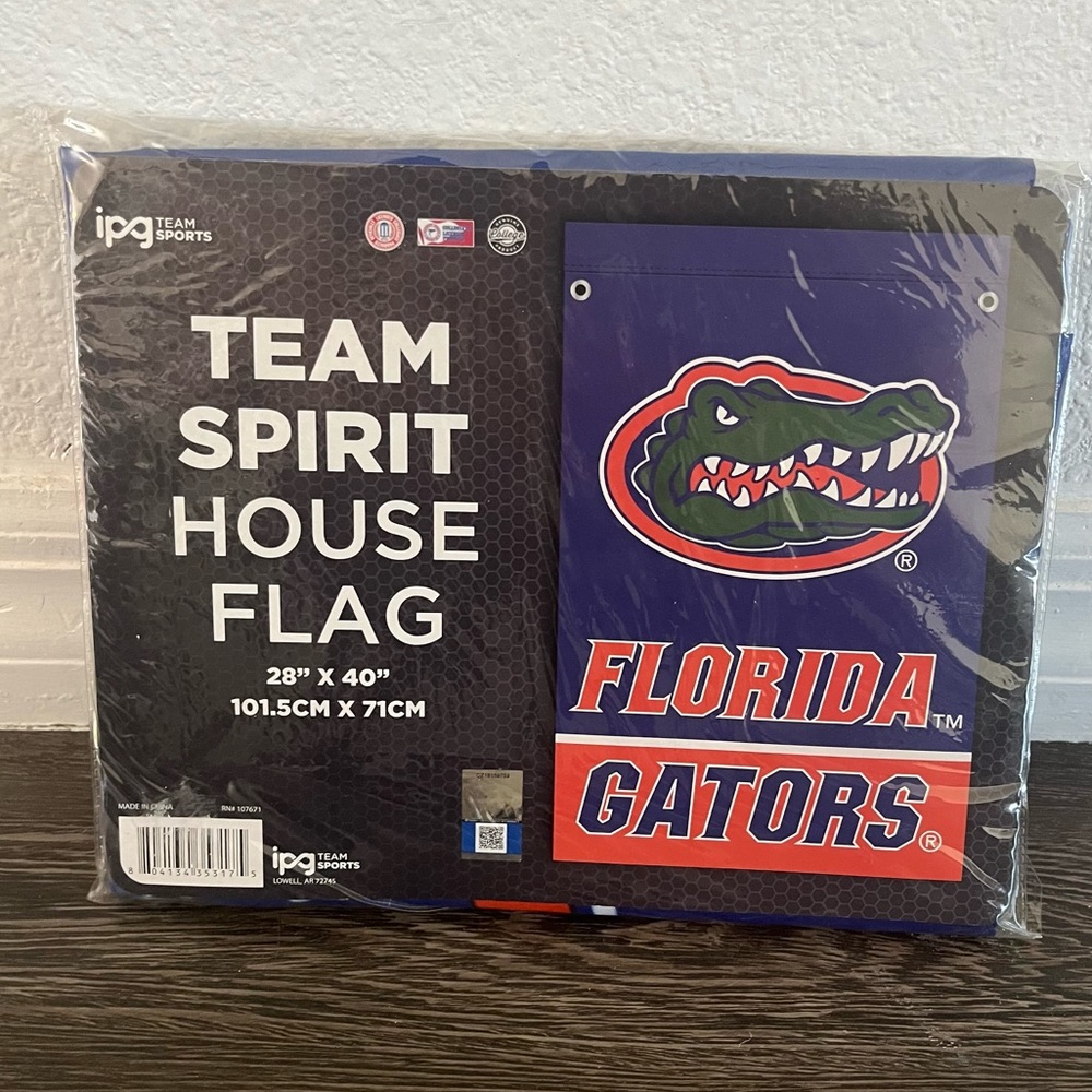 Florida Gators Team Spirit House Flag 28” X 40”